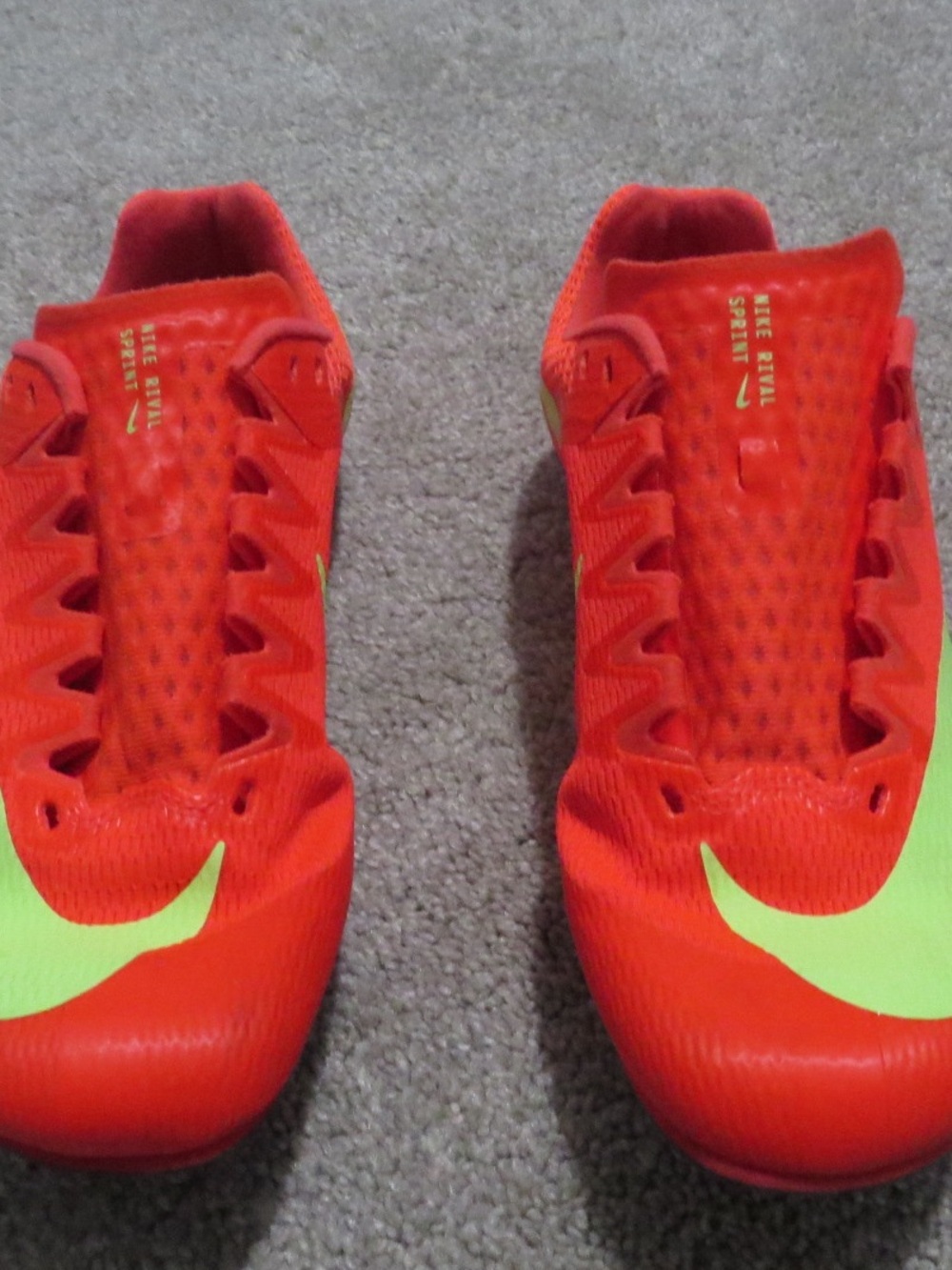 Nike Kids Bright Red Soccer Shoes with Neon Green Swoosh size 6 Y